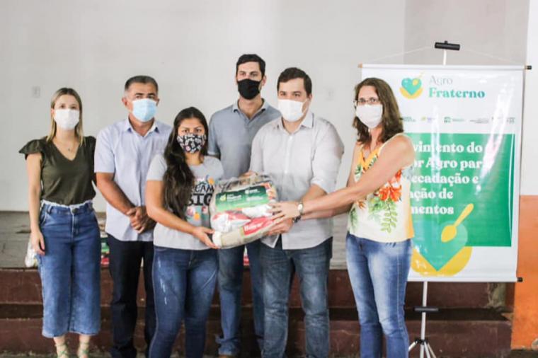 Através do movimento "Agro Fraterno", Prefeitura de Nioaque entrega cestas básicas 