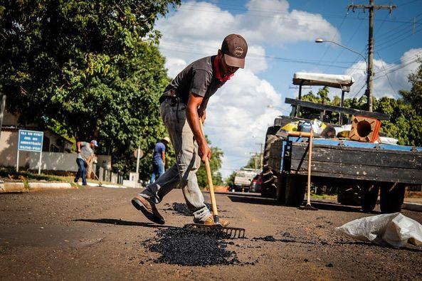 Imagem 2302 - Prefeitura de Nioaque realiza operação tapa-buraco 