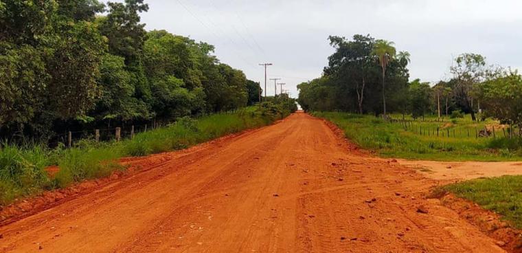 Prefeitura de Nioaque intensifica manutenção de estradas rurais 