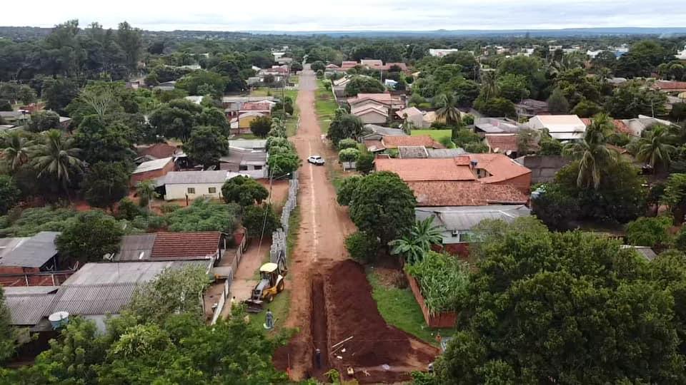 Imagem 1810 - Mais aslfato: Iniciada escavações das redes de águas pluviais de ruas de Nioaque